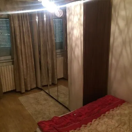 Apartament Sat Vacanta Mamaia 康斯坦察